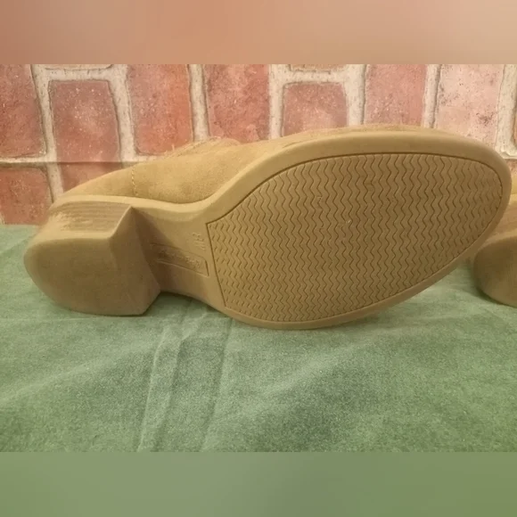 American Eagle calf boots - Picture 10 of 10